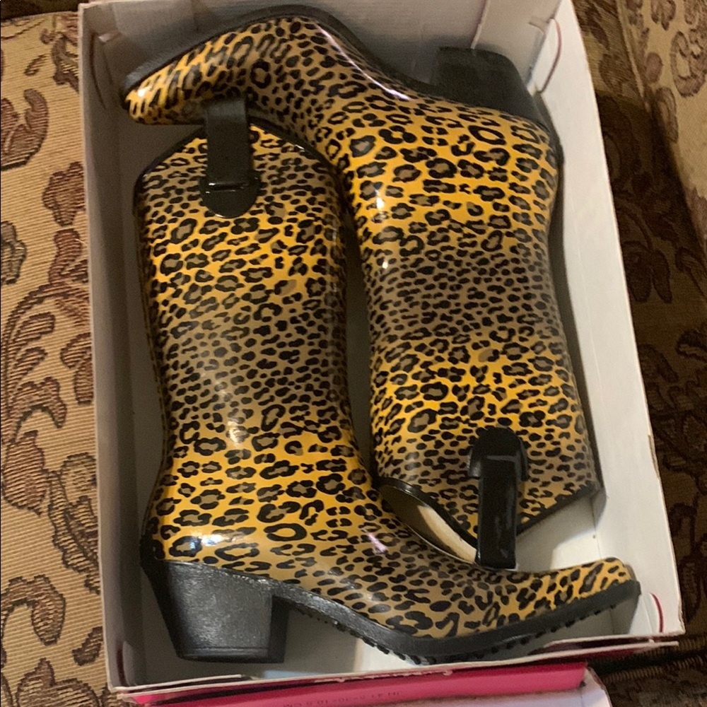 Leopard Print Women's Cowboy Boots